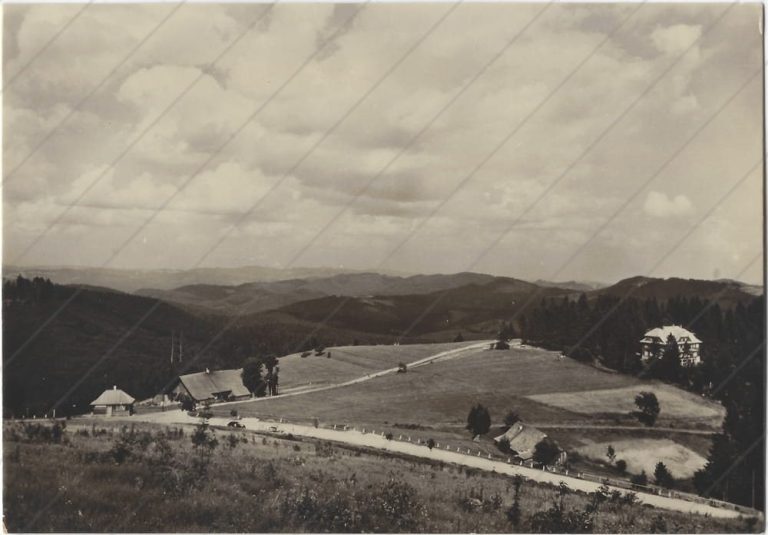 Chata Bumbálka (cca 1945; Orbis, fotogorafia F. Bittner) a