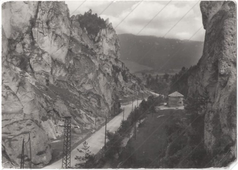 Chata pri Súľovských skalách (1958) – Osveta