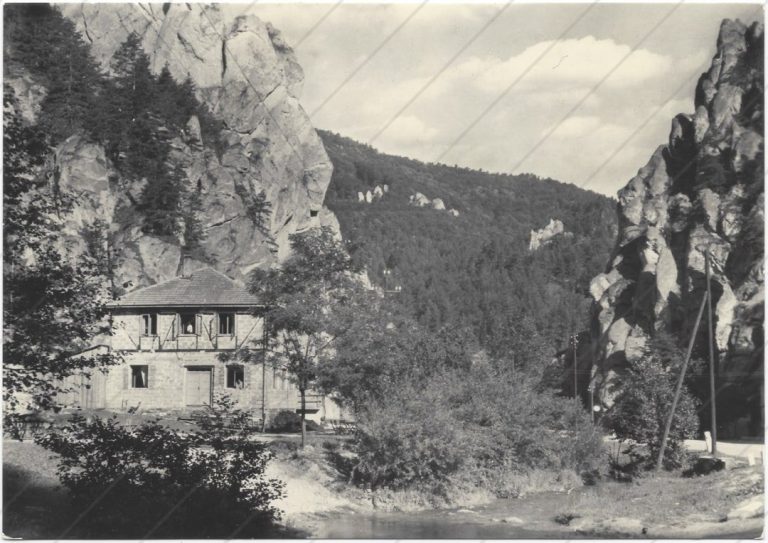 Chata pri Súľovských skalách (1960-70; VPL) a