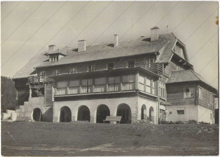 Chata v Oraviciach (Osveta; 1950-60)