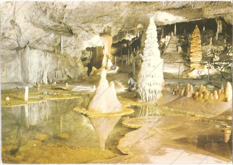 Demänovská jaskyňa, Nízke Tatry, foto Racek, Press Foto Bratislava, čistá
