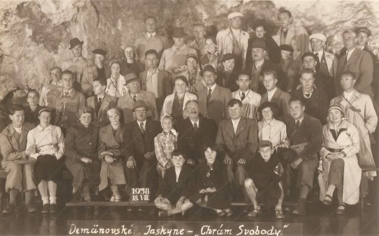 Demänovská jaskyňa (cca 1938) – Foto Jungmann