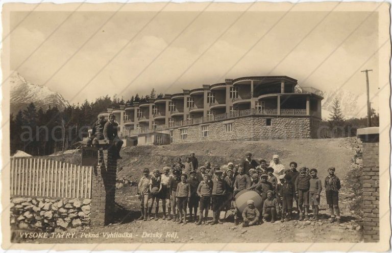 Detský raj, Tatranská Lesná (cca 1935; Lichtig)