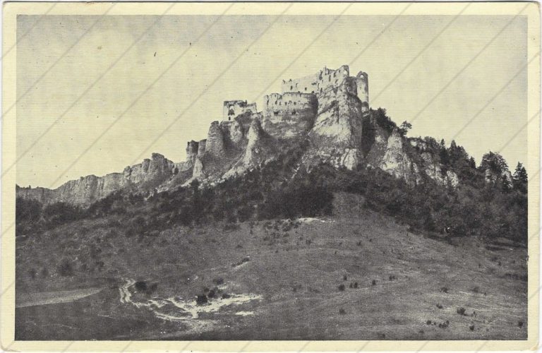 Hrad Lietava (1933, Trávniček)