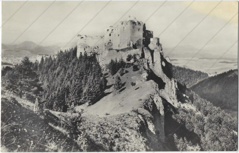Hrad Lietava (1949-50; Tvar)