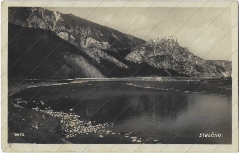 Hrad Strečno (1933, Trávniček)