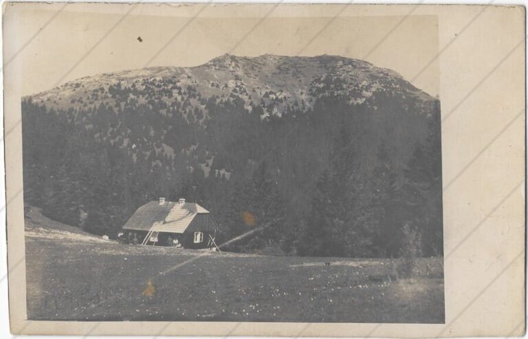 Hviezdoslavova útulňa na Choči (1924; xxx) a