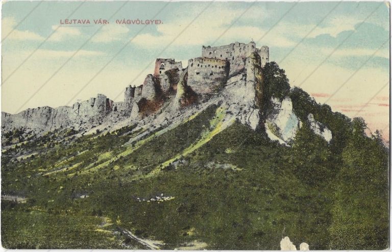 Lietava hrad (cca 1905; Löwy Fülöp)