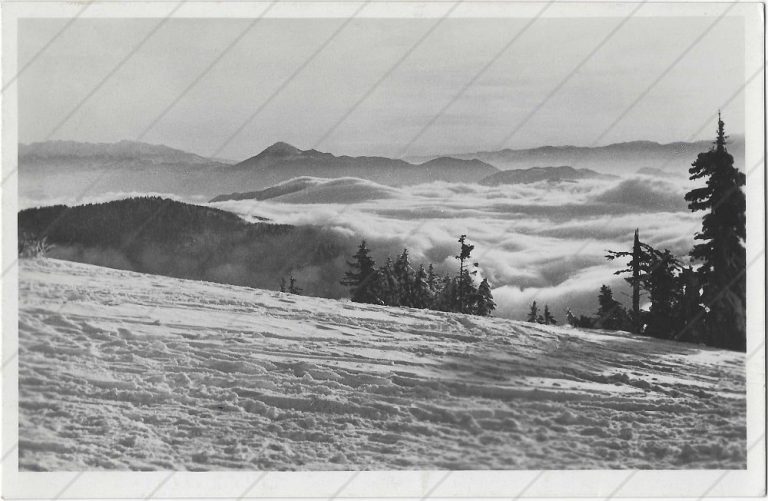 Liptovské Hole, Choč a Nízke Tatry z chaty pod Chlebom (1939; Hájek; foto inšp. Štalmašček)