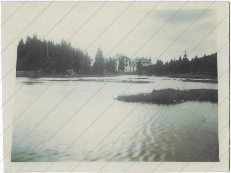 Nové Štrbské pleso, Móry