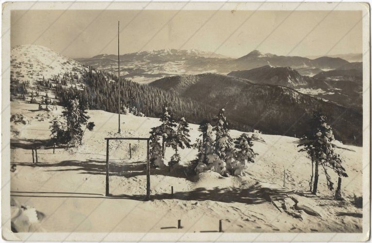 Pohľad z Chaty pod Chlebom – Kriváň (1934)