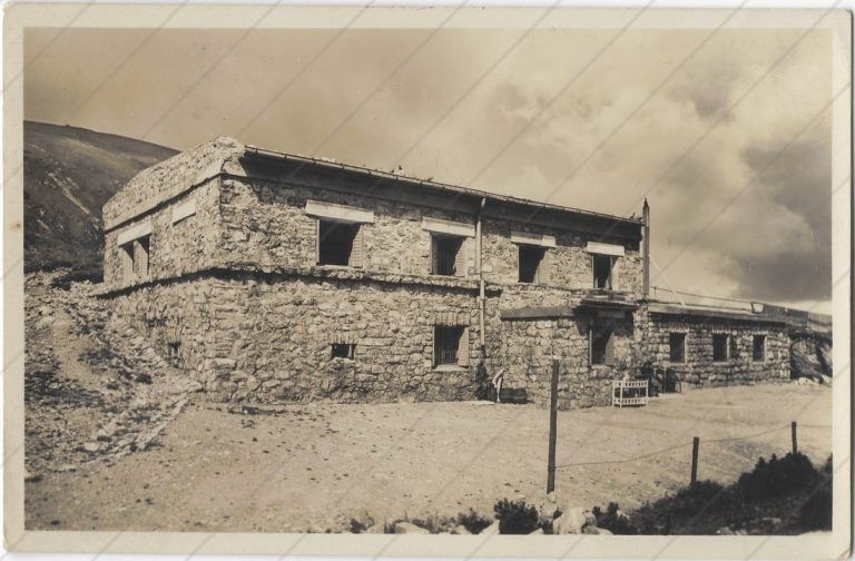 Štefánikova chata (1937; Petrla)