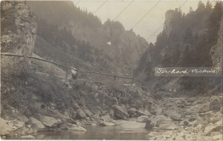 Terchová, Vrátna (1930; s pečiatkou KIS KÁRPÁTOK CSERKÉSZCSAPAT) a