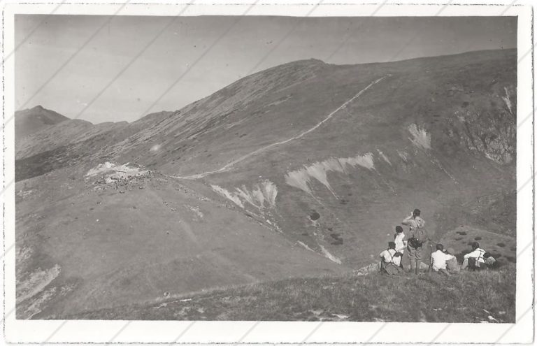 V sedle pod Ďumbierom (cca 1931) – Róbert Petrla