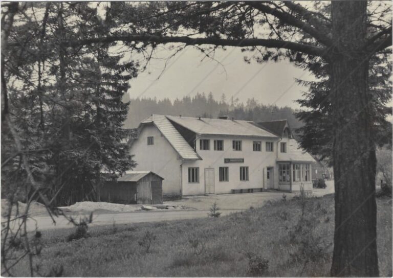 Chata Melocík, Javorníky (1961; Osveta)